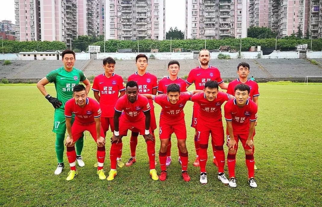 重庆当代力帆取胜北京人和，保持领先位置的简单介绍