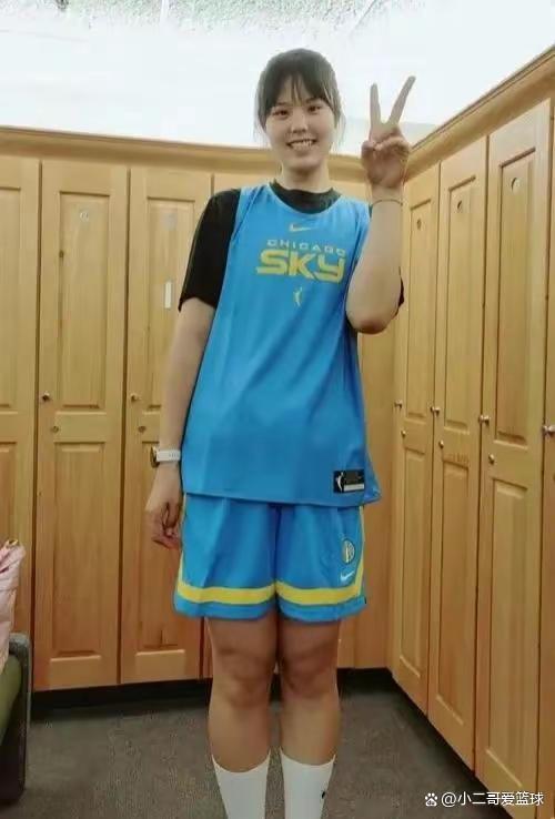 女子篮球联赛迎来新赛季，巾帼不让须眉的简单介绍